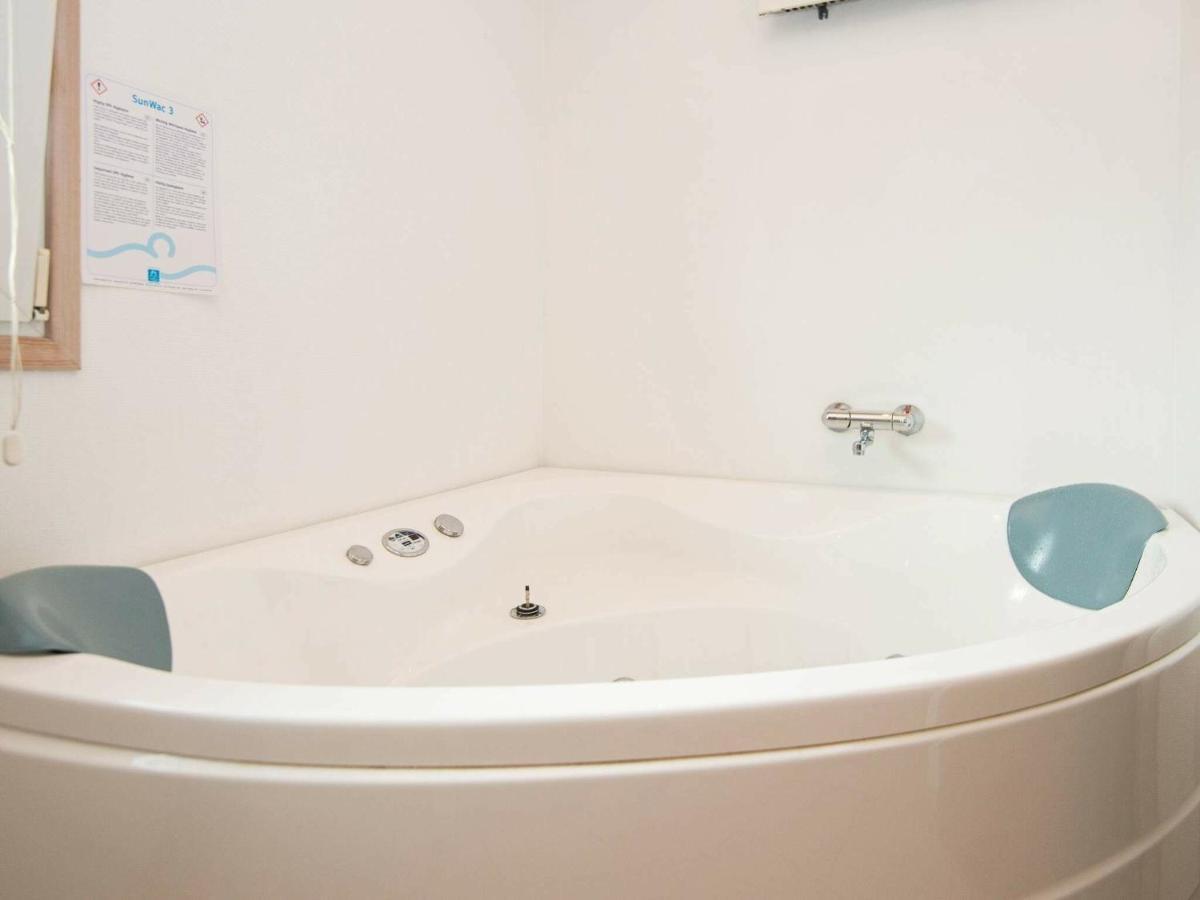 6 Person Holiday Home In Sj Lund Sjolund ภายนอก รูปภาพ