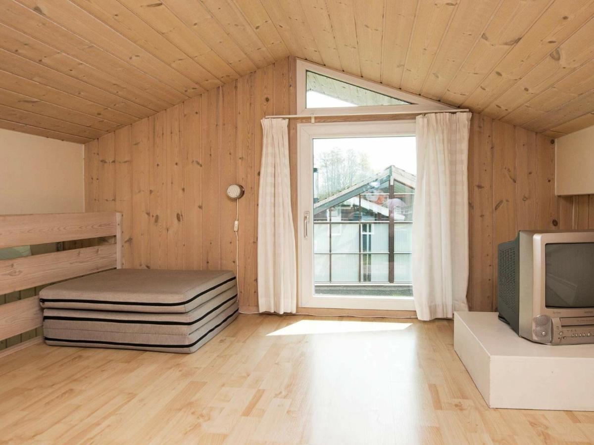 6 Person Holiday Home In Sj Lund Sjolund ภายนอก รูปภาพ